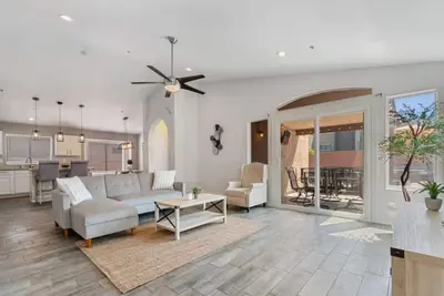Image de Old Town Scottsdale 4bed Home W/ Free Heated Pool!