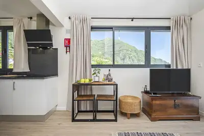 Image de Basalt Dwelling I by Madeira Sun Travel