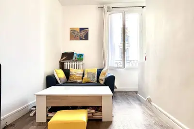 Image de Appartement Ă 5min de Paris Ă pied. Quartier chic et classe