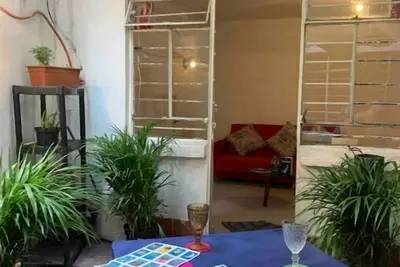 Image de Departamento- Céntrico, Seguro y con Patio Propio