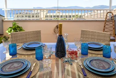Image de Blue view penthouse: sea view