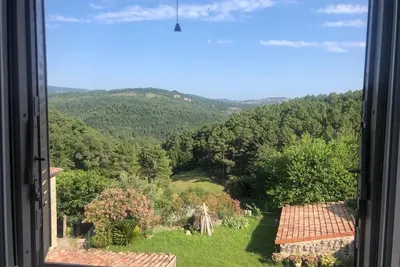 Maison de village rénovée dans un hameau calme en campagne ardéchoise