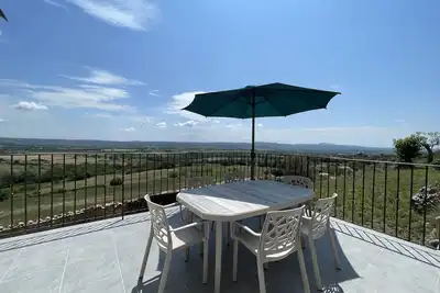 Image de Gîte de Charme avec Vue imprenable en Sud-Ardèche