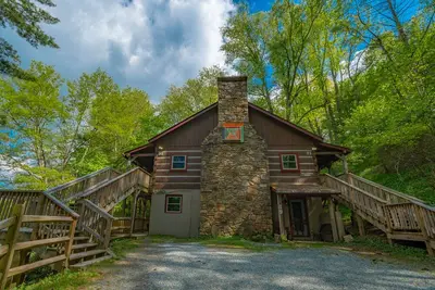 Image de Cozy Cabin #18 - Sleeps 4 - Full kitchen + fireplace - between Boone & Blowing Rock Nc
