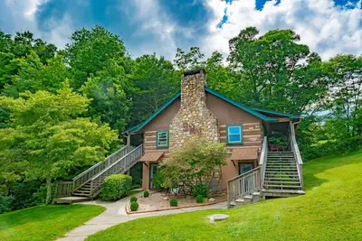Image de Cozy Cabin #10 - Sleeps 6 - Full kitchen + fireplace - between Boone & Blowing Rock Nc