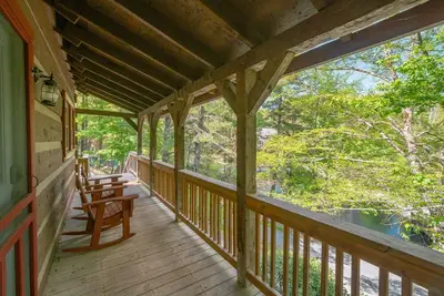 Image de Cozy Cabin #20 - Sleeps 6 - Full kitchen + fireplace - between Boone & Blowing Rock Nc
