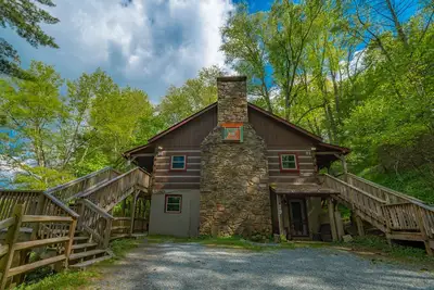 Image de Cozy Cabin #21 - Sleeps 6 - Full kitchen + fireplace - between Boone & Blowing Rock Nc