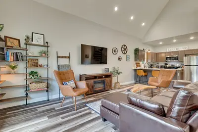 Image de Counce Vacation Rental w\/ Private Deck: Near Golf!
