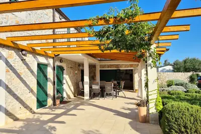 Image de Luxury villa Stone house with private pool
