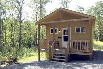 Image de Sleeps up to 4, kitchenette, full bathroom, air conditioned/heated, free WiFi
