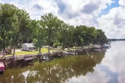 Image de Cozy Lakefront Cottage