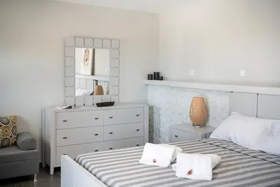 Image de Alkistis Modern Detached Home, Shared Pool, Garden, Close to Sandy Beach