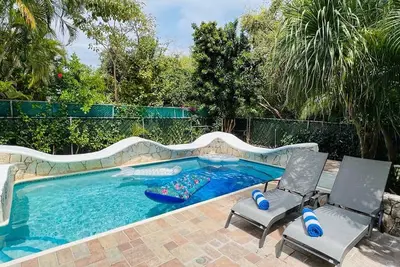 Image de Paradise House W/ Private Pool in Gated Community