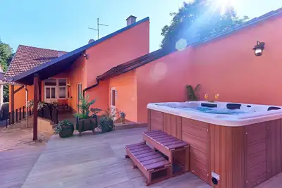 Image de Superbe maison à Daruvar avec jacuzzi
