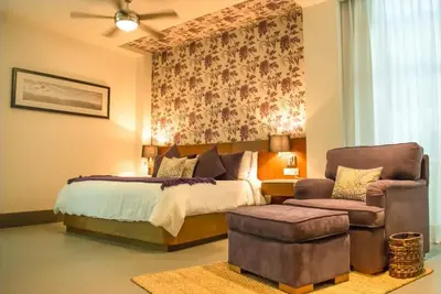 Image de The Hamptons One Bedroom. \n