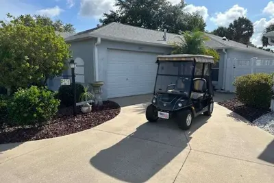 Image de 2 bdr/2 bth Courtyard Villa in The Villages w/ Cart Lake Sumter Spanish Springs