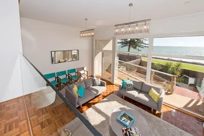 Image de Bay Sunsets - Glenelg - Beachfront - Large - View