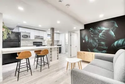 Image de Renovated suite near 17th
