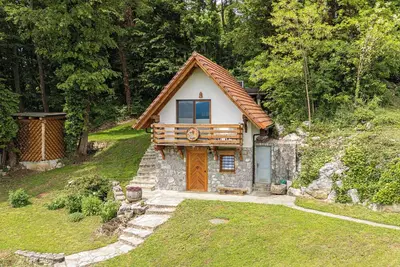 Image de Vineyard Cottage Rataj 2 Wellness, Novo mesto, Slovenia