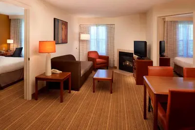 Image de Two Pet-friendly 2br Suite with Full Kitchen! Free Breakfast, Swimming Pool