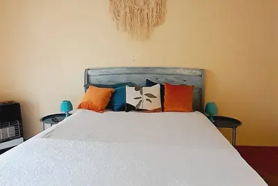 Image de \"Heart of Santiago: Charming & Convenient Downtown Apartment\"