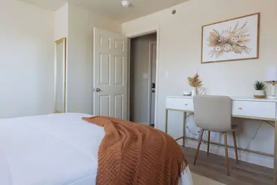 Image de Modern Farmhouse Chic 1 Bed in Johnson City
