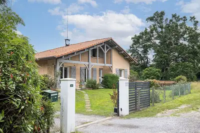 Image de Appartement \"Neuf Entre Lac Et Océan\" avec terrasse privée, Wi-Fi et climatisation