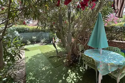 Image de Studio mezzanine avec terrasse près de la plage - 4 couchages, parking privé