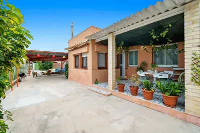 Image de Maison de vacances \"Ebre Home\" avec mini-piscine privée, 3 terrasses privées et Wi-Fi