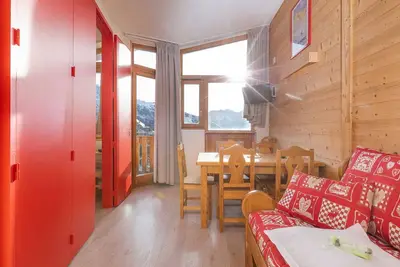 Image de Appartement rénové centre station, 4 pers, balcon sud, proche pistes et commerces