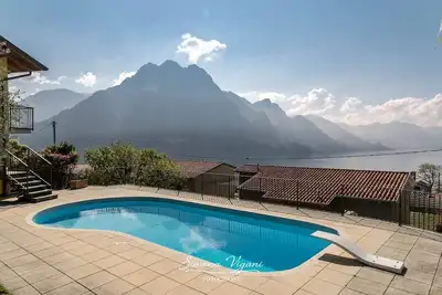 Magnificent apartment with private pool and lake Iseo view