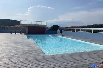 Image de Appartement F2+ gde terrasse, garage  securisé, piscine 400 m de la plage