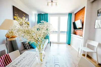 Bright 14th Floor Central Home with Balcony & View