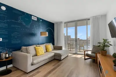 Image de Apartment w/ Balcony+ Gym + Near Beach