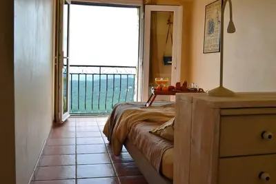 Image de Logement entier avec vue panoramique sur mer et nature