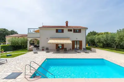 Image de Holiday House Iris with Private Pool