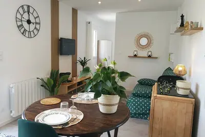 Image de Tiny House moderne et son jardin privé – 5mn Roanne