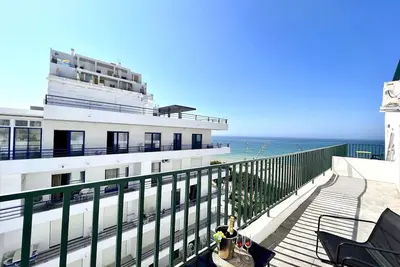 Image de Quarteira Ocean Breeze 1 With Pool by Homing
