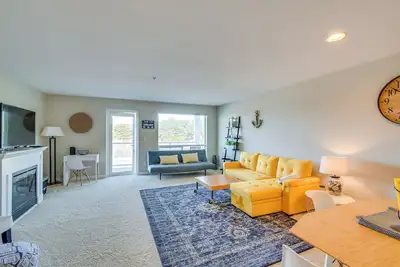 Image de Westport Vacation Rental: Walk to Beach!