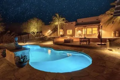 Image de Xenia Outpost @xeniaoutpost~A PrivateTranquil Oasis w\/Roof Deck
