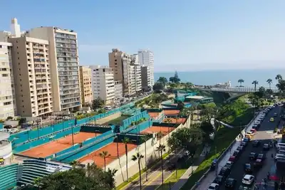 Image de Perfect Couples and Family With Ocean and City View