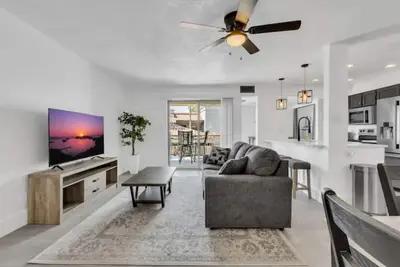 Modern Condo in North Scottsdale