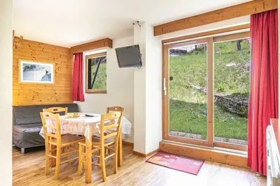 Image de Studio lumineux 4 pers près des pistes avec jardin