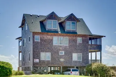 Image de Mermaid's Song Oceanfront Pet Friendly with Hot Tub!