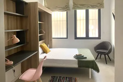 Image de New renovated room in Malvarrosa Beach (No A\/C)