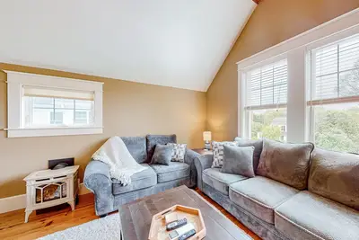 Image de Mtn-view studio in great location with firepit, grill, fast WiFi, streaming, Ac