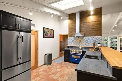 Image de Casa De Los Cedros - A Timeless Sedona Mid Century