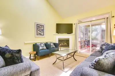 Image de Beach & Pool Access: Ocean Pines Coastal Cottage!