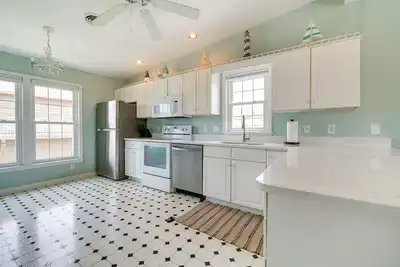 Image de Surf City Vacation Rental - Walk to Beach
