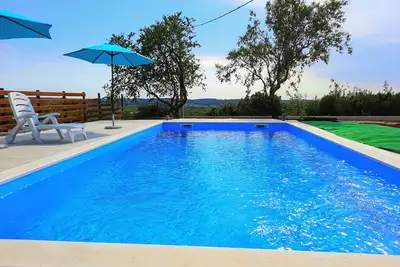 Image de Maison pour la famille avec la piscine Vardica, Umag (K-21452)